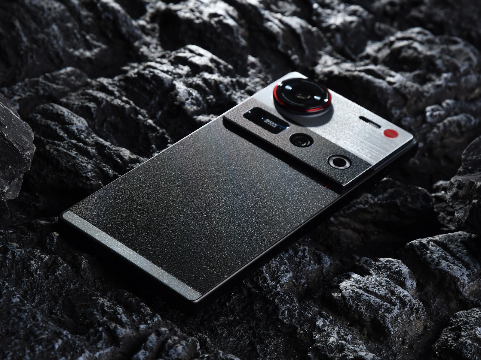 nubia Z70S Ultra ra mắt: Chip Snapdragon 8 Elite, camera có nút chụp riêng, pin 6.600mAh, sở hữu một tính năng mà 99% smartphone ngày nay không có- Ảnh 4. nubia Z70S Ultra ra mắt: Chip Snapdragon 8 Elite, camera có nút chụp riêng, pin 6.600mAh, sở hữu một tính năng mà 99% smartphone ngày nay không có- Ảnh 4.