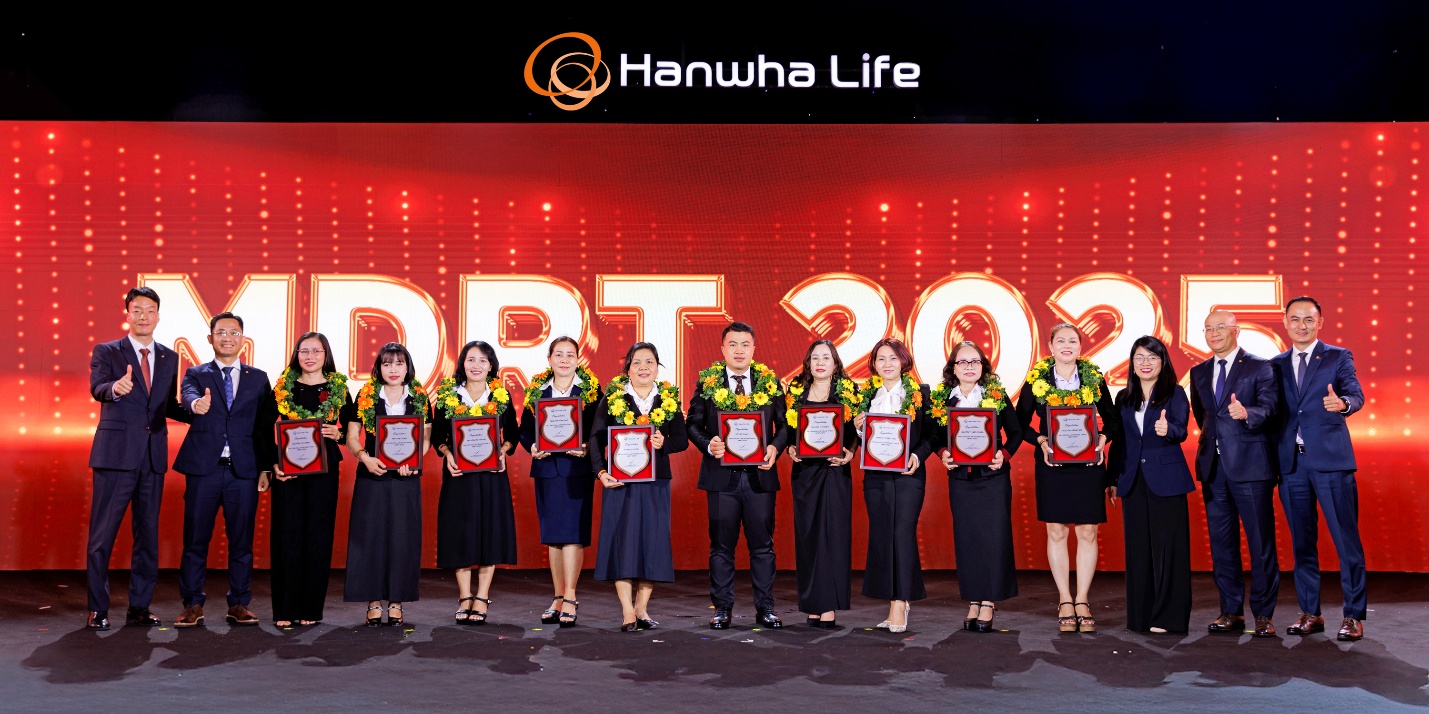 Ấn tượng hội nghị chiến lược kinh doanh năm 2025 của Hanwha Life Việt Nam- Ảnh 2. Ấn tượng hội nghị chiến lược kinh doanh năm 2025 của Hanwha Life Việt Nam- Ảnh 2.