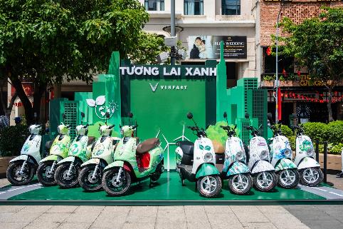 Triển lãm “50 Hành trình - Một Tương lai Xanh”: 50 xe máy điện VinFast độc bản kể về cội nguồn và hành trình vươn mình của Việt Nam- Ảnh 10. Triển lãm “50 Hành trình - Một Tương lai Xanh”: 50 xe máy điện VinFast độc bản kể về cội nguồn và hành trình vươn mình của Việt Nam- Ảnh 10.