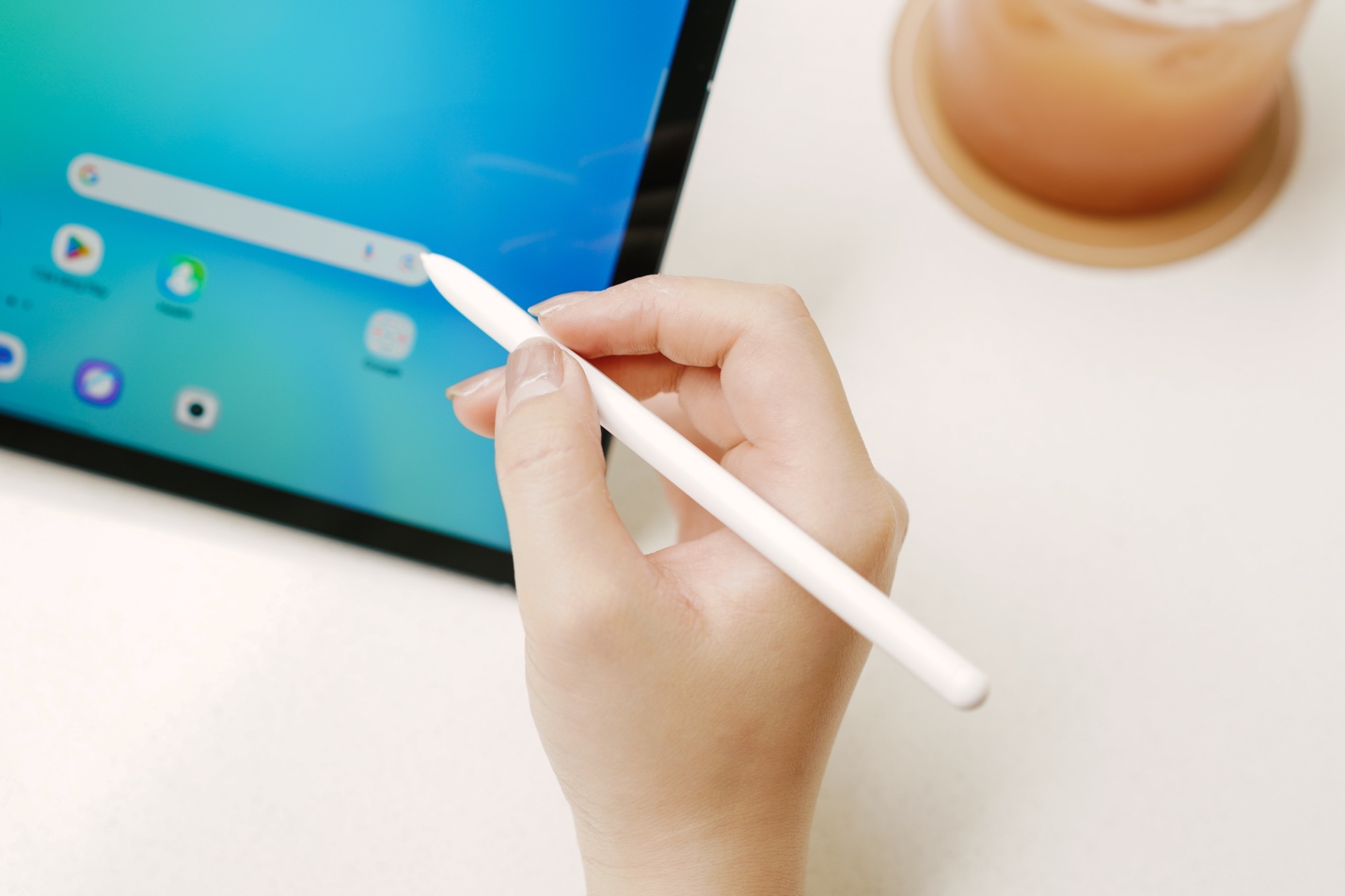 Không cần laptop, Galaxy Tab S10 FE+ là tất cả những gì bạn cần để sáng tạo- Ảnh 3. Không cần laptop, Galaxy Tab S10 FE+ là tất cả những gì bạn cần để sáng tạo- Ảnh 3.