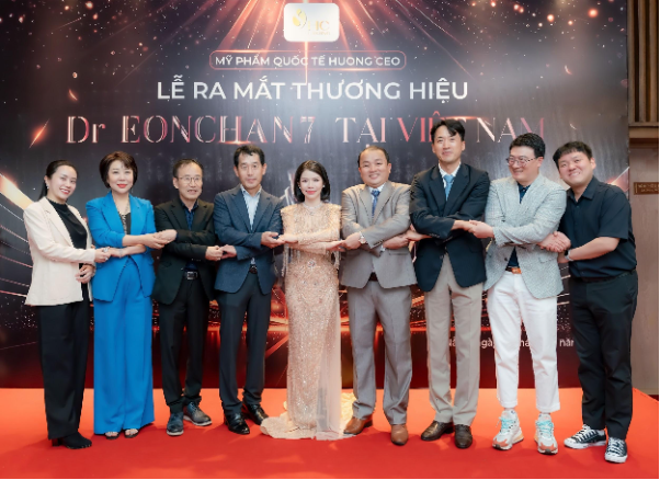 CEO Trần Thị Hương chính thức ra mắt thương hiệu Dr Eonchan7 tại Việt Nam- Ảnh 3.