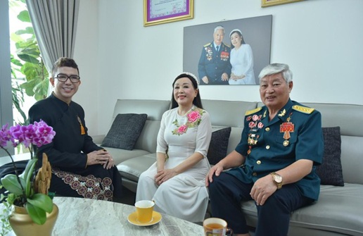 Nữ NSND nổi tiếng cả nước: Chồng l&agrave; anh h&ugrave;ng phi c&ocirc;ng, sống ở TP.HCM vẫn c&oacute; nh&agrave; 3 tầng tại H&agrave; Nội- Ảnh 4.