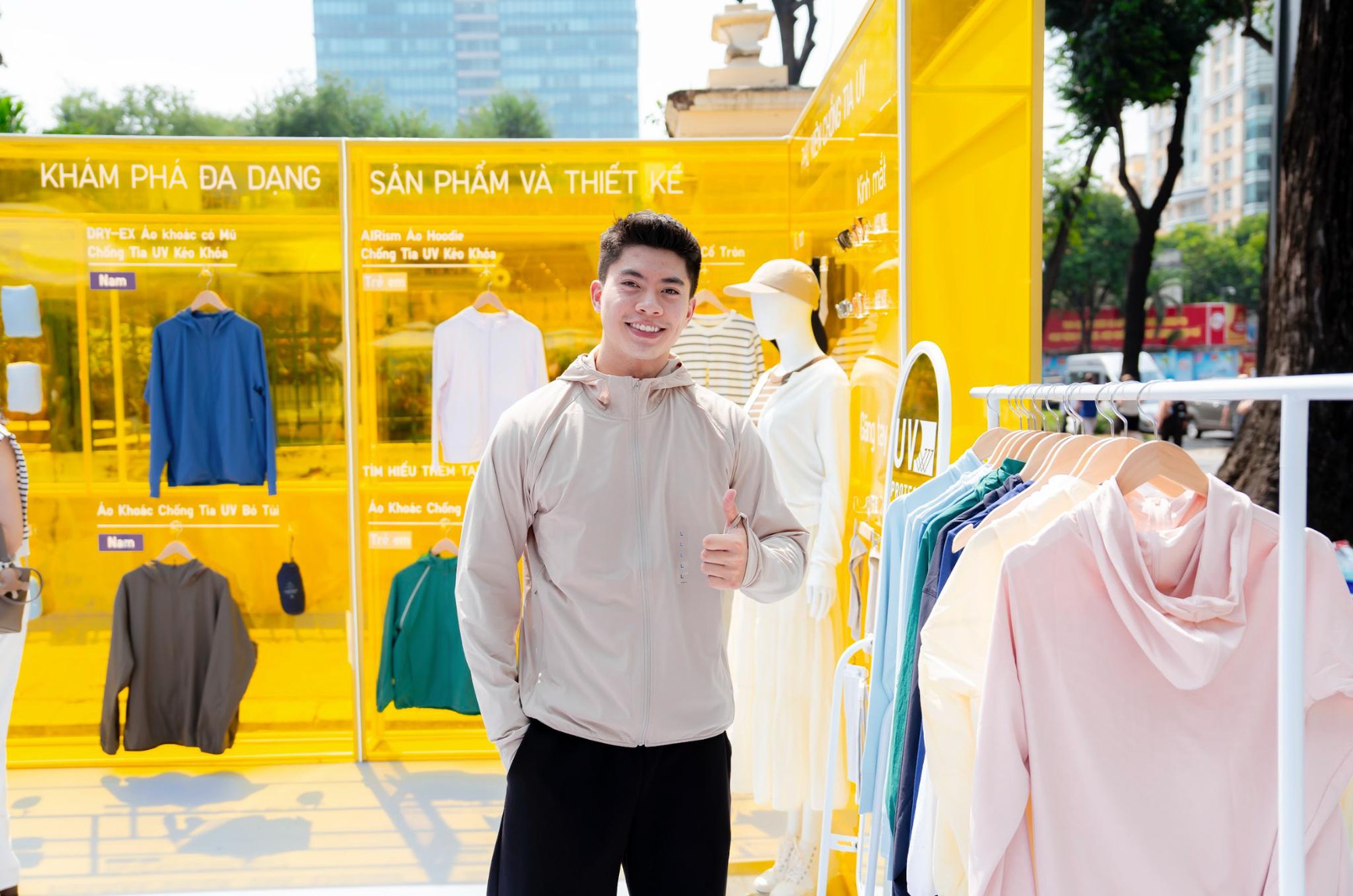 H’Hen Niê và loạt KOL đồng loạt gợi ý outfit này cho chuyến du lịch mùa hè- Ảnh 4. H’Hen Niê và loạt KOL đồng loạt gợi ý outfit này cho chuyến du lịch mùa hè- Ảnh 4.