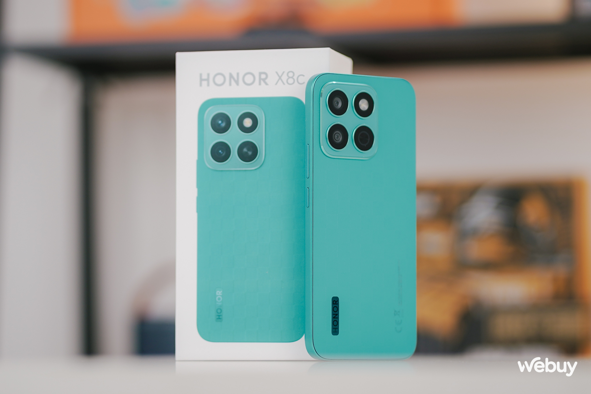 Trên tay điện thoại mới của Honor: Smartphone đẹp nhưng mỏng manh giờ đã quá lỗi thời rồi, đây mới là xu hướng của năm 2025!- Ảnh 1. Trên tay điện thoại mới của Honor: Smartphone đẹp nhưng mỏng manh giờ đã quá lỗi thời rồi, đây mới là xu hướng của năm 2025!- Ảnh 1.