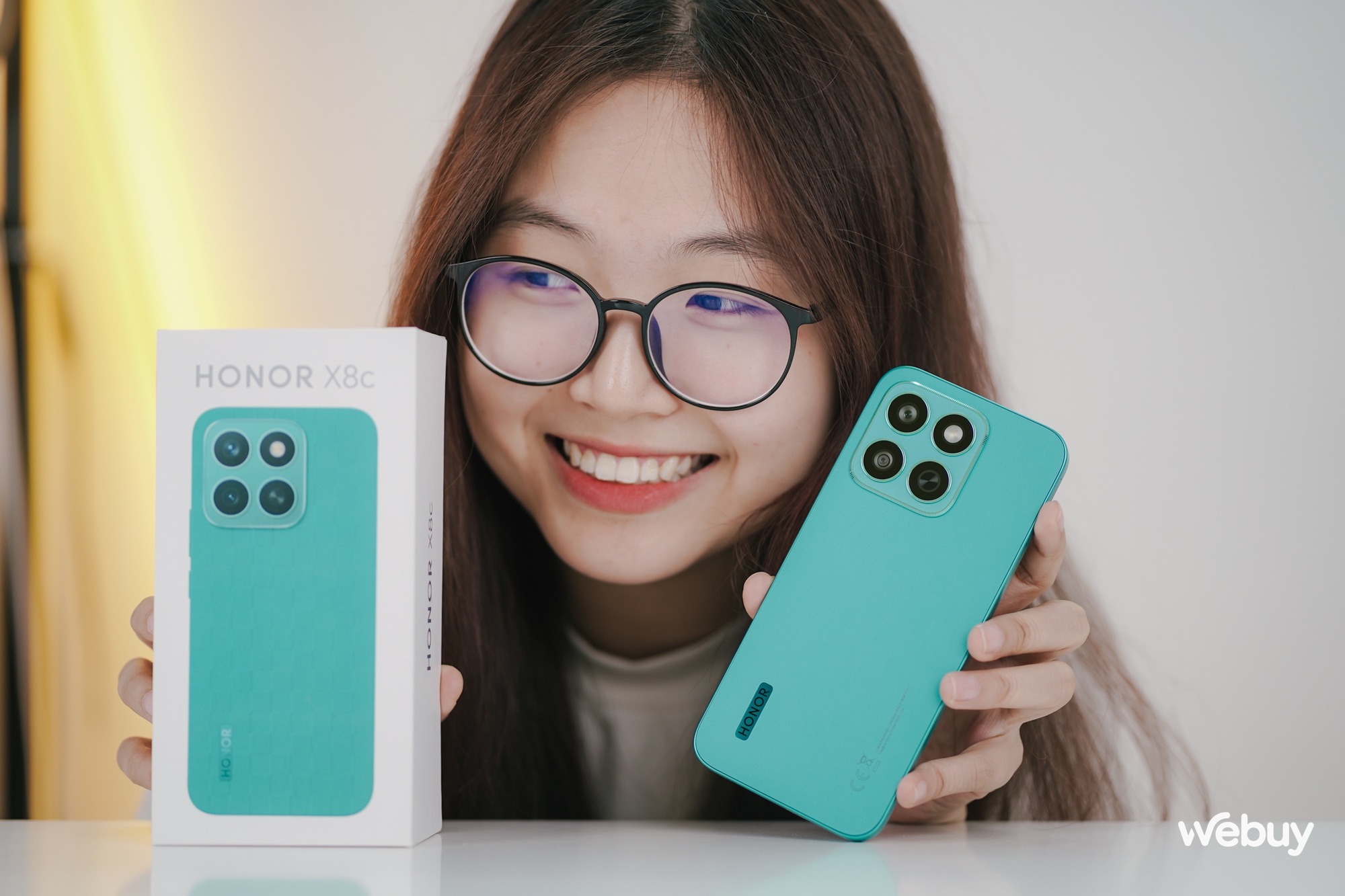 Trên tay điện thoại mới của Honor: Smartphone đẹp nhưng mỏng manh giờ đã quá lỗi thời rồi, đây mới là xu hướng của năm 2025!- Ảnh 20. Trên tay điện thoại mới của Honor: Smartphone đẹp nhưng mỏng manh giờ đã quá lỗi thời rồi, đây mới là xu hướng của năm 2025!- Ảnh 20.