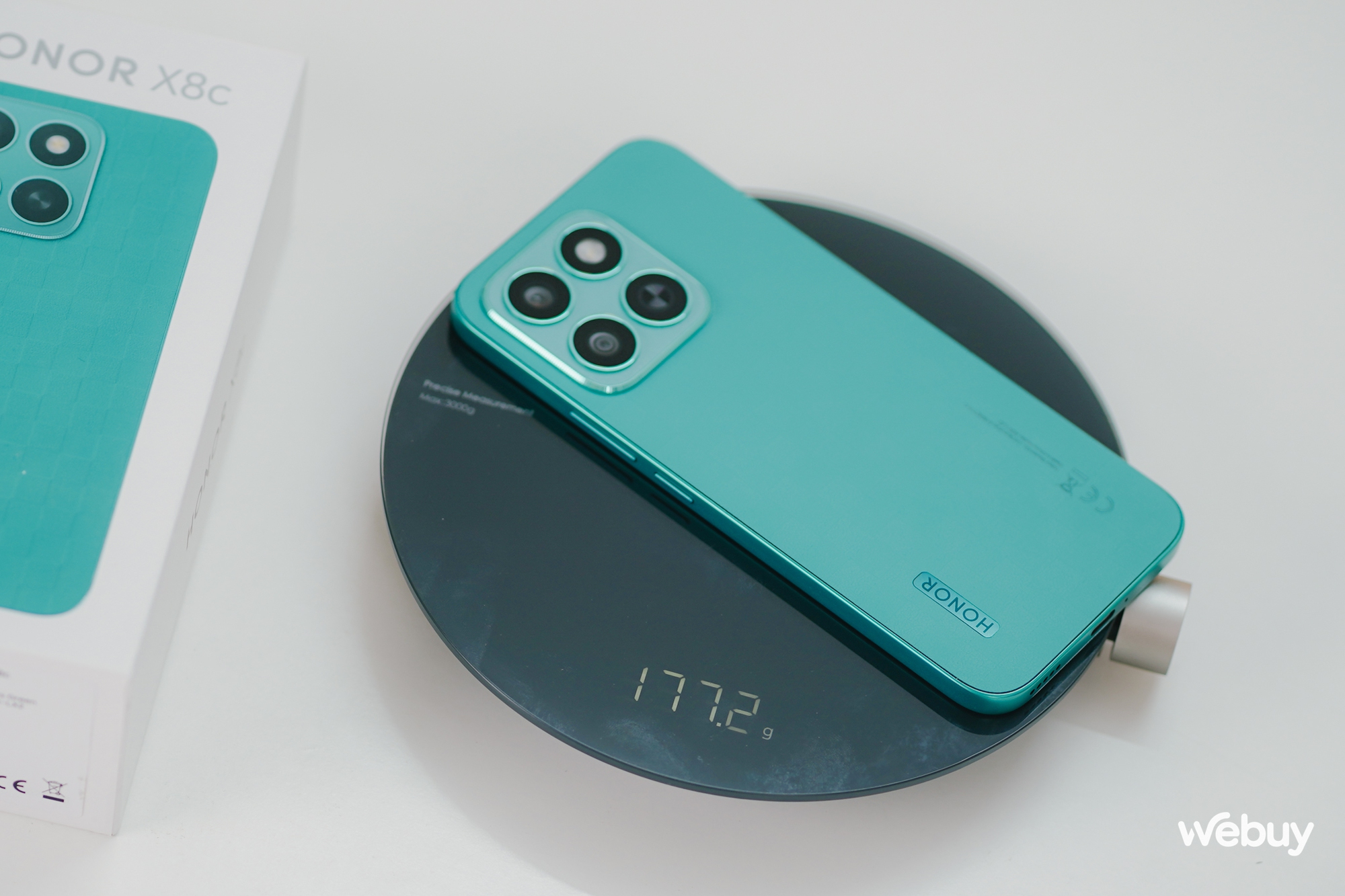 Trên tay điện thoại mới của Honor: Smartphone đẹp nhưng mỏng manh giờ đã quá lỗi thời rồi, đây mới là xu hướng của năm 2025!- Ảnh 4. Trên tay điện thoại mới của Honor: Smartphone đẹp nhưng mỏng manh giờ đã quá lỗi thời rồi, đây mới là xu hướng của năm 2025!- Ảnh 4.