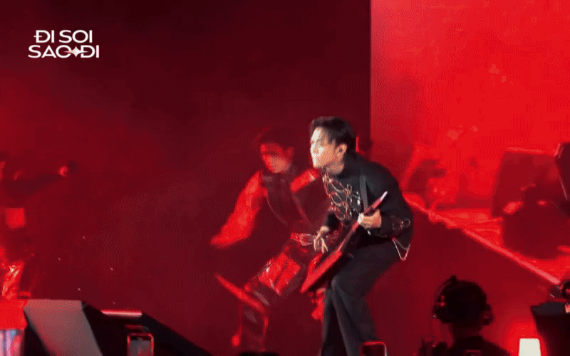 SOOBIN từng ước có bạn gái không dùng TikTok, đu trend “cà hẩy” lẫn “boy phố” khiến fan si mê không rời mắt- Ảnh 1. SOOBIN từng ước có bạn gái không dùng TikTok, đu trend “cà hẩy” lẫn “boy phố” khiến fan si mê không rời mắt- Ảnh 1.