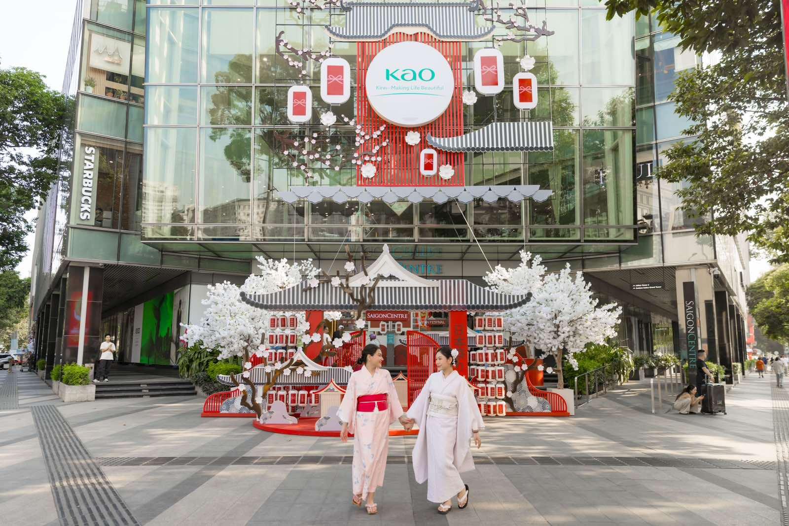 Hành trình khám phá vẻ đẹp di sản và cảnh sắc thiên nhiên tại Lễ hội Nhật Bản Saigon Centre- Ảnh 1. Hành trình khám phá vẻ đẹp di sản và cảnh sắc thiên nhiên tại Lễ hội Nhật Bản Saigon Centre- Ảnh 1.
