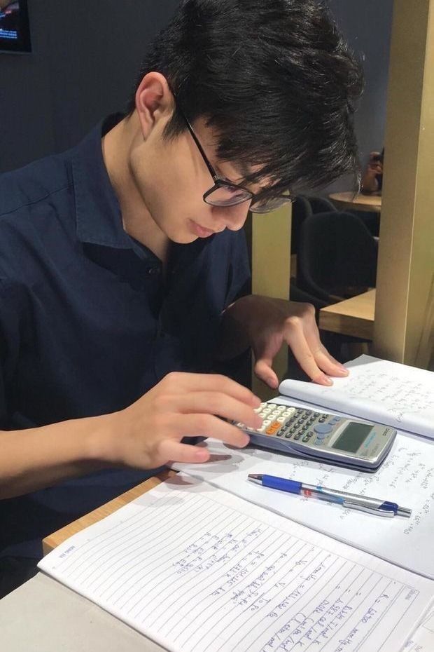 Làm sao để giữ tinh thần tốt khi ôn thi mấy tháng cuối?- Ảnh 1. Làm sao để giữ tinh thần tốt khi ôn thi mấy tháng cuối?- Ảnh 1.