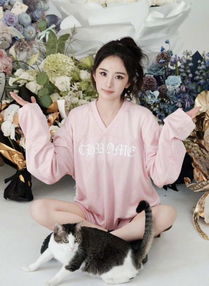 Loại quả giàu collagen Dương Mịch thích ăn mỗi ngày để da "trắng phát sáng", hóa ra Việt Nam không thiếu, 4 mùa đều đủ đầy- Ảnh 1. Loại quả giàu collagen Dương Mịch thích ăn mỗi ngày để da "trắng phát sáng", hóa ra Việt Nam không thiếu, 4 mùa đều đủ đầy- Ảnh 1.