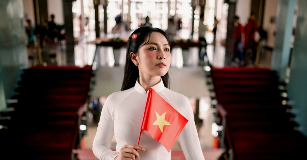 1 ca sĩ Việt bỗng dính nghi vấn "ghen tỵ, truyền thông bẩn": Lớp 11 đã một mình lên thành phố học trường Nhạc viện- Ảnh 1.