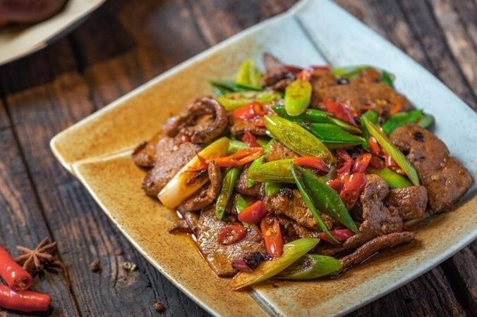 Cần tây đừng chỉ ép nước giảm cân, làm ngay món siêu ngon này để tăng cường sức khỏe "phòng the"- Ảnh 4.