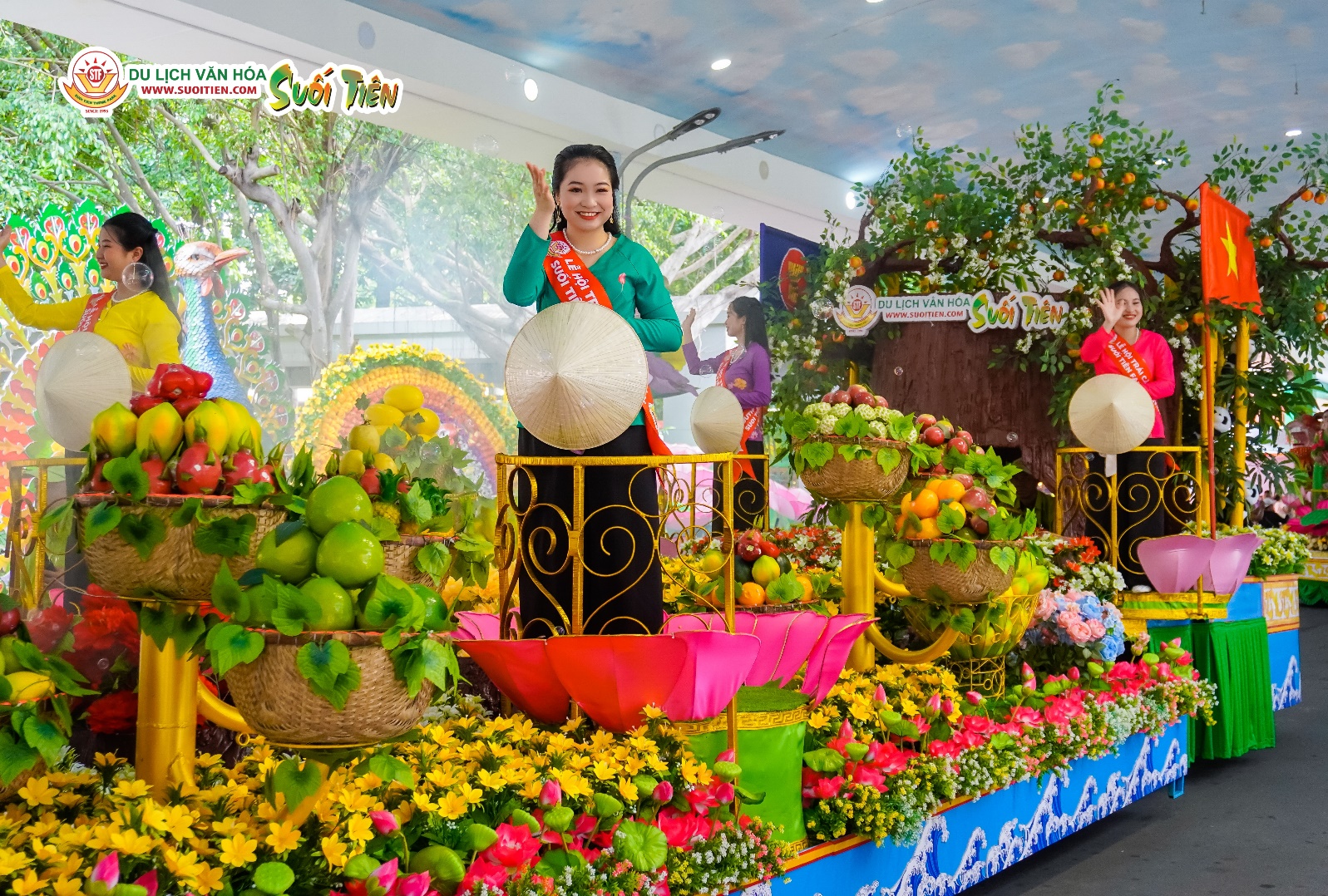 TP.HCM: Chuỗi hoạt động hấp dẫn tại Lễ hội Trái cây Nam Bộ 2025- Ảnh 1. TP.HCM: Chuỗi hoạt động hấp dẫn tại Lễ hội Trái cây Nam Bộ 2025- Ảnh 1.