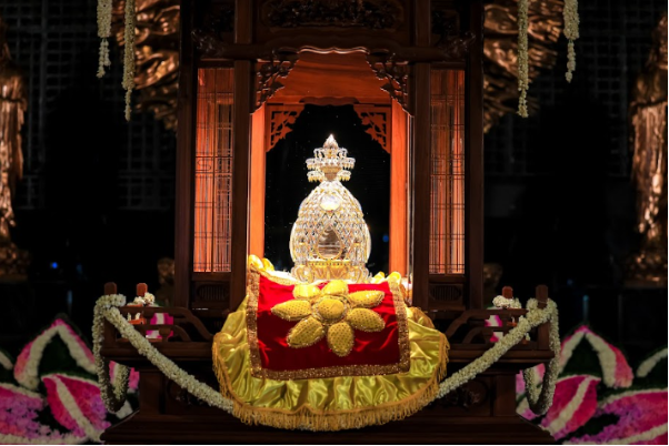 Chủ tịch Ủy ban tổ chức Quốc tế Đại lễ Vesak Liên Hiệp Quốc (ICDV): "Trên đỉnh núi Bà Đen, chúng ta đang được tận hưởng cảnh giới an lạc"- Ảnh 3. Chủ tịch Ủy ban tổ chức Quốc tế Đại lễ Vesak Liên Hiệp Quốc (ICDV): "Trên đỉnh núi Bà Đen, chúng ta đang được tận hưởng cảnh giới an lạc"- Ảnh 3.