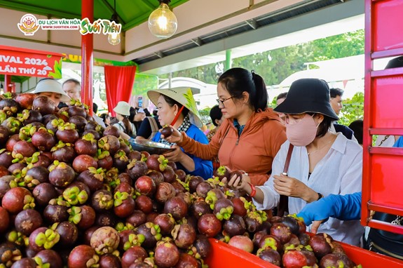 TP.HCM: Chuỗi hoạt động hấp dẫn tại Lễ hội Trái cây Nam Bộ 2025- Ảnh 3. TP.HCM: Chuỗi hoạt động hấp dẫn tại Lễ hội Trái cây Nam Bộ 2025- Ảnh 3.