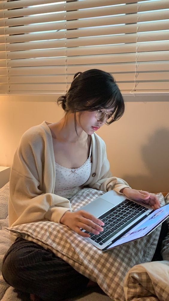 “Thèm sầu riêng 2 năm không dám ăn” - vợ chồng Hà Nội hi88. com nhập 100 triệu vẫn chưa mua nổi nhà, “tiền như bị ăn cắp”- Ảnh 1.