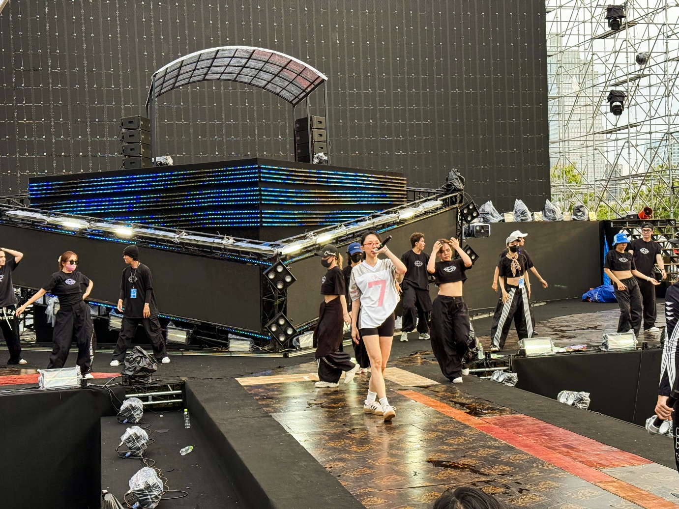 Tiger Crystal Rave trước giờ G: Tóc Tiên, Mỹ Mỹ và dàn lineup đình đám sẵn sàng cho những màn trình diễn sảng khoái nhất- Ảnh 1. Tiger Crystal Rave trước giờ G: Tóc Tiên, Mỹ Mỹ và dàn lineup đình đám sẵn sàng cho những màn trình diễn sảng khoái nhất- Ảnh 1.