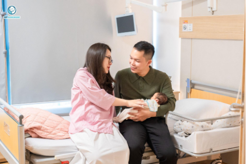Loại bỏ gen bất thường, vợ chồng U40 đón con sau 3 năm chờ đợi- Ảnh 1. Loại bỏ gen bất thường, vợ chồng U40 đón con sau 3 năm chờ đợi- Ảnh 1.