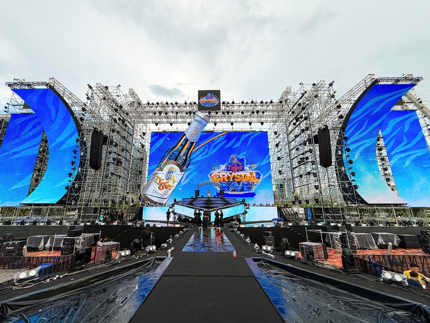 Tiger Crystal Rave trước giờ G: Tóc Tiên, Mỹ Mỹ và dàn lineup đình đám sẵn sàng cho những màn trình diễn sảng khoái nhất- Ảnh 3. Tiger Crystal Rave trước giờ G: Tóc Tiên, Mỹ Mỹ và dàn lineup đình đám sẵn sàng cho những màn trình diễn sảng khoái nhất- Ảnh 3.