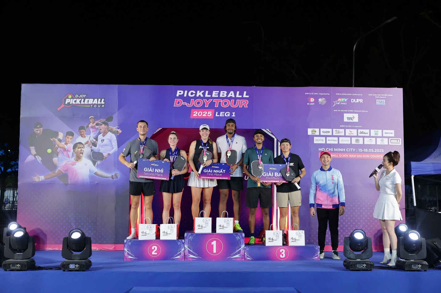 Giải Pickleball D-Joy Tour 2025 - Chặng 1 khởi động với kỷ lục mới- Ảnh 3. Giải Pickleball D-Joy Tour 2025 - Chặng 1 khởi động với kỷ lục mới- Ảnh 3.