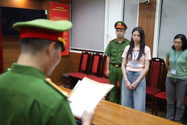 hi88.com lừa đảo hậu Thuỳ Tiên bị khởi tố, 1 người đẹp “ngồi không cũng dính đạn”- Ảnh 2.