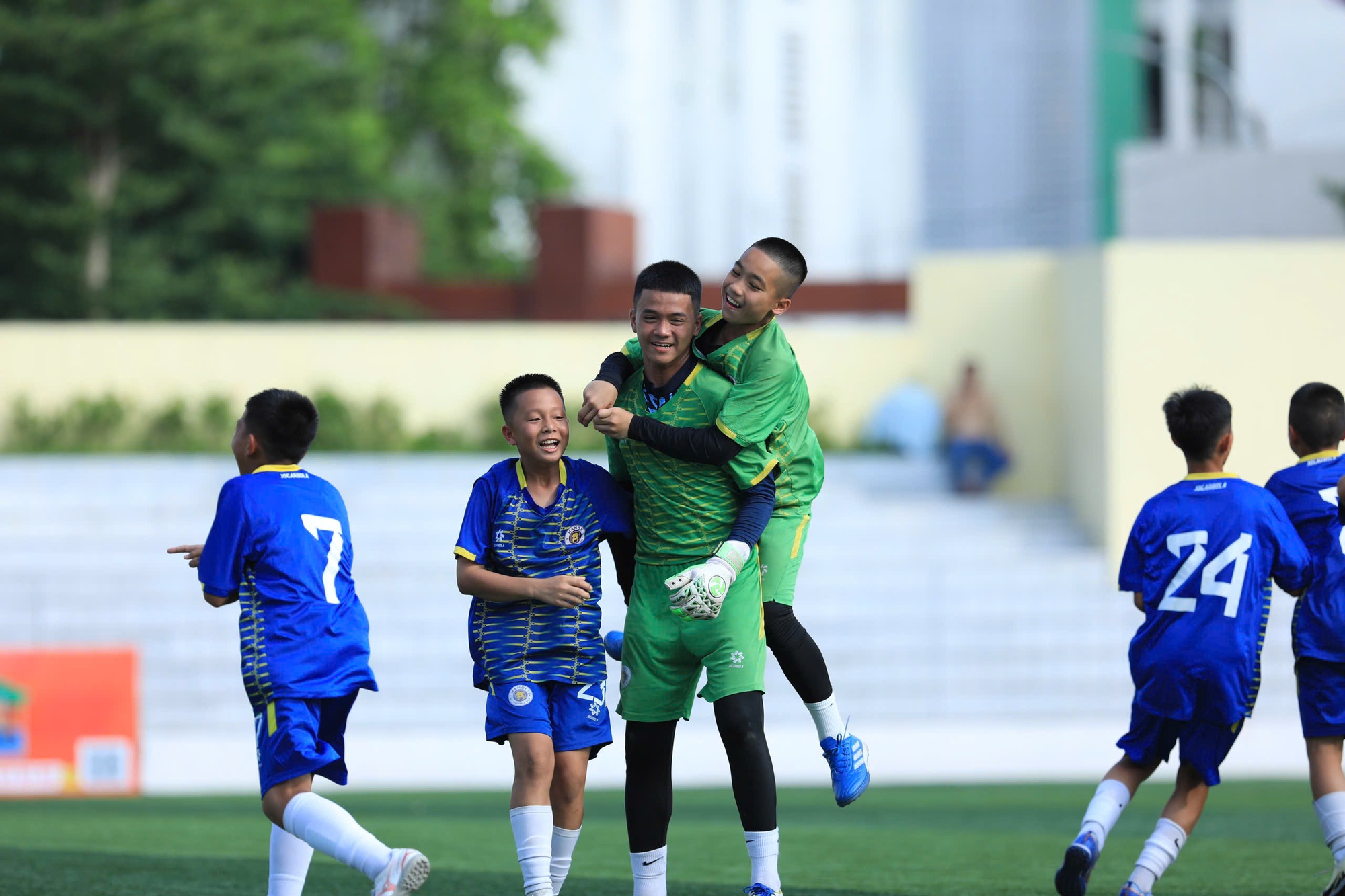 Giải U13 T&T Cup 2025 tổ chức cực chuyên nghiệp, ươm mầm tài năng bóng đá Việt- Ảnh 4. Giải U13 T&T Cup 2025 tổ chức cực chuyên nghiệp, ươm mầm tài năng bóng đá Việt- Ảnh 4.