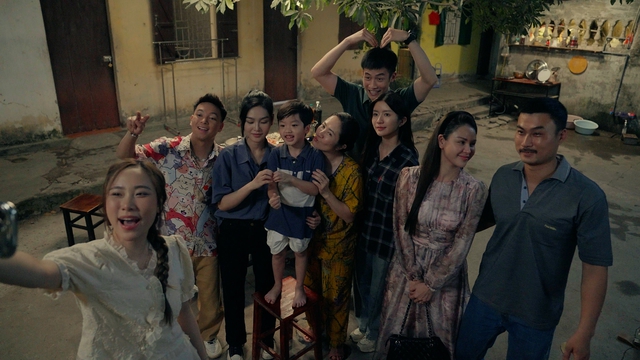 Duy Hưng và Lương Thu Trang "về chung một nhà" trong phim giờ vàng VTV- Ảnh 2. Duy Hưng và Lương Thu Trang "về chung một nhà" trong phim giờ vàng VTV- Ảnh 2.