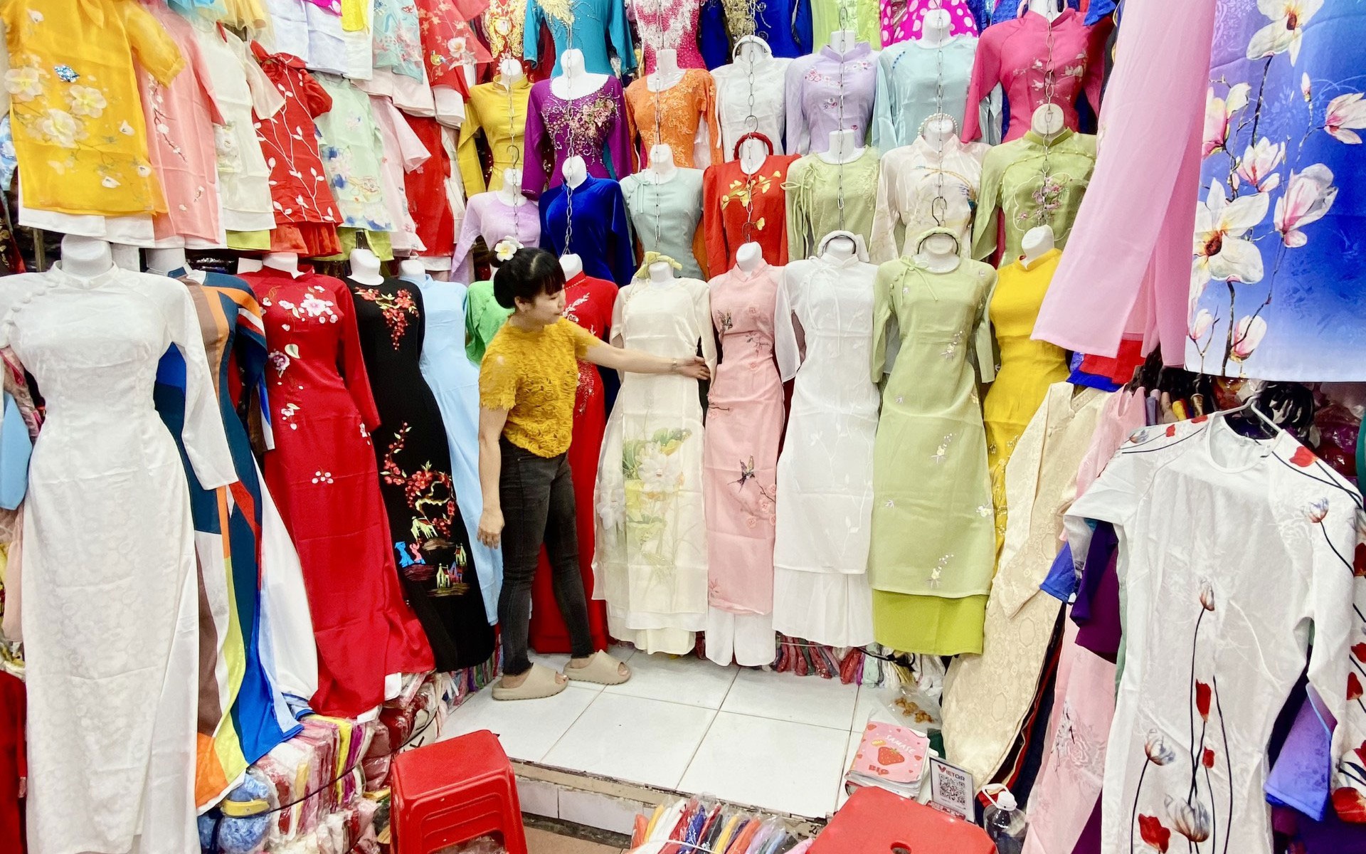 Chợ Đồng Xu&acirc;n &ndash; chợ lớn nhất miền Bắc: Từ trung t&acirc;m bu&ocirc;n b&aacute;n xưa đến "si&ecirc;u thị" đầu mối hiện đại của tiểu thương Việt- Ảnh 3.