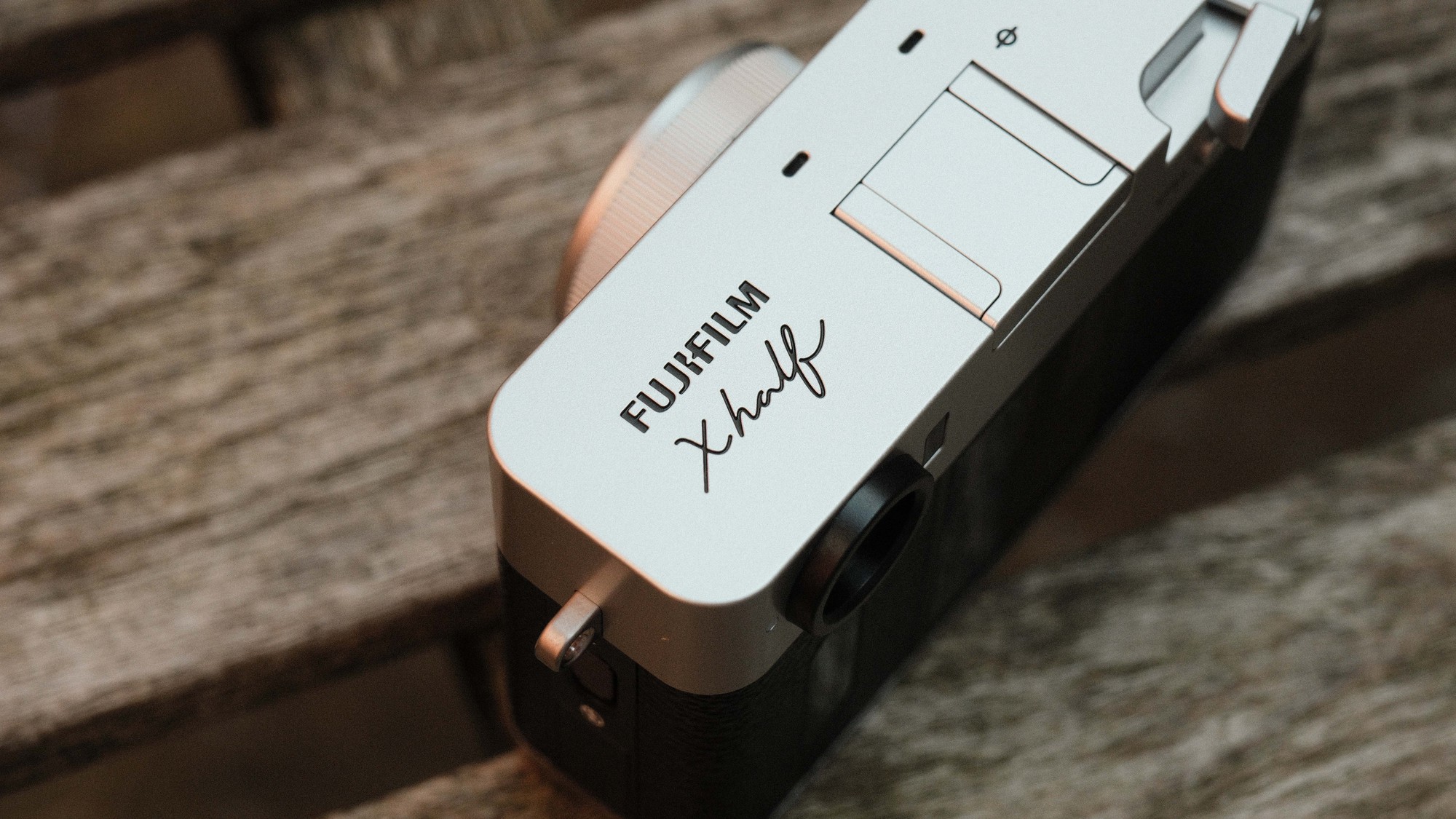 Fujifilm X half: Khi chụp ảnh trở thành một... "vai diễn", hóa ra Fujifilm không bán thiết bị mà là bán cảm xúc- Ảnh 14. Fujifilm X half: Khi chụp ảnh trở thành một... "vai diễn", hóa ra Fujifilm không bán thiết bị mà là bán cảm xúc- Ảnh 14.