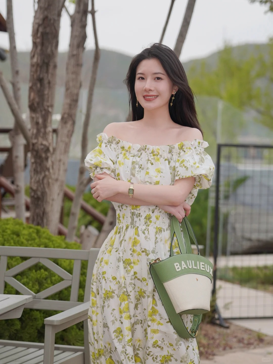 3 con giáp này nên tăng cường mặc váy hoa trong mùa hè: Không chỉ hút may mắn mà còn kích hoạt tài lộc, nhân duyên thuận đủ đường- Ảnh 1. 3 con giáp này nên tăng cường mặc váy hoa trong mùa hè: Không chỉ hút may mắn mà còn kích hoạt tài lộc, nhân duyên thuận đủ đường- Ảnh 1.