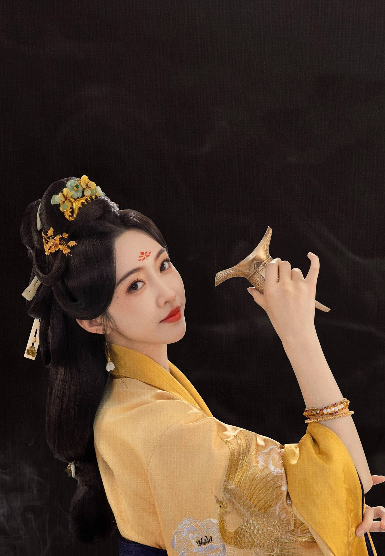 Giải mã bộ phim Trung Quốc đang hot nhất hiện nay: Gây sốt bởi chuyện tình giằng xé quá cuốn, nữ chính nhan sắc quá hợp- Ảnh 7.