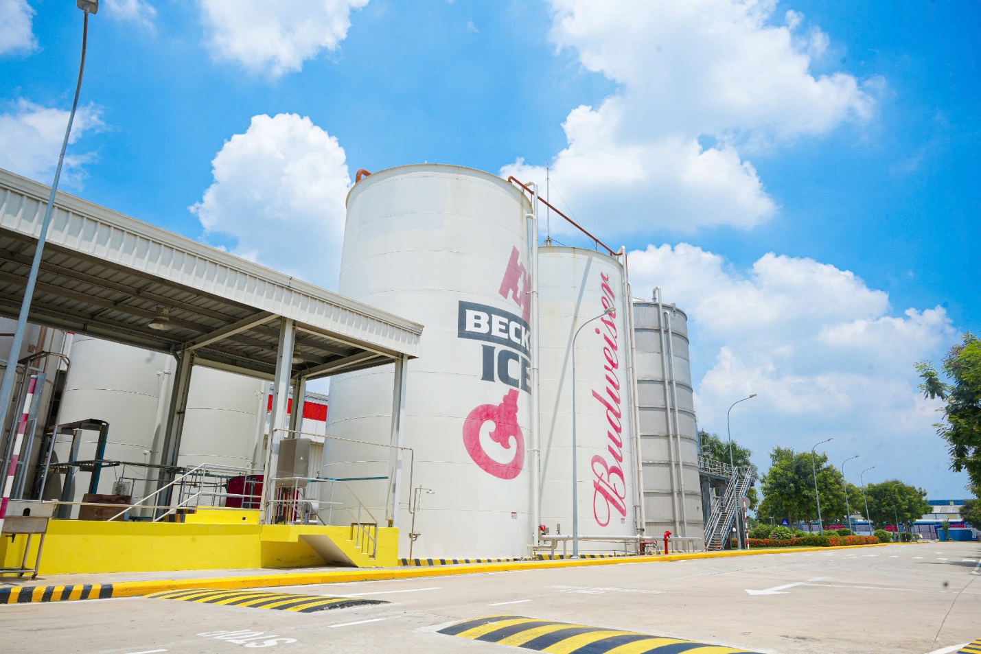 Nhà máy bia AB InBev kỷ niệm 10 năm thành lập tại Việt hi88.com là gì- Ảnh 2.