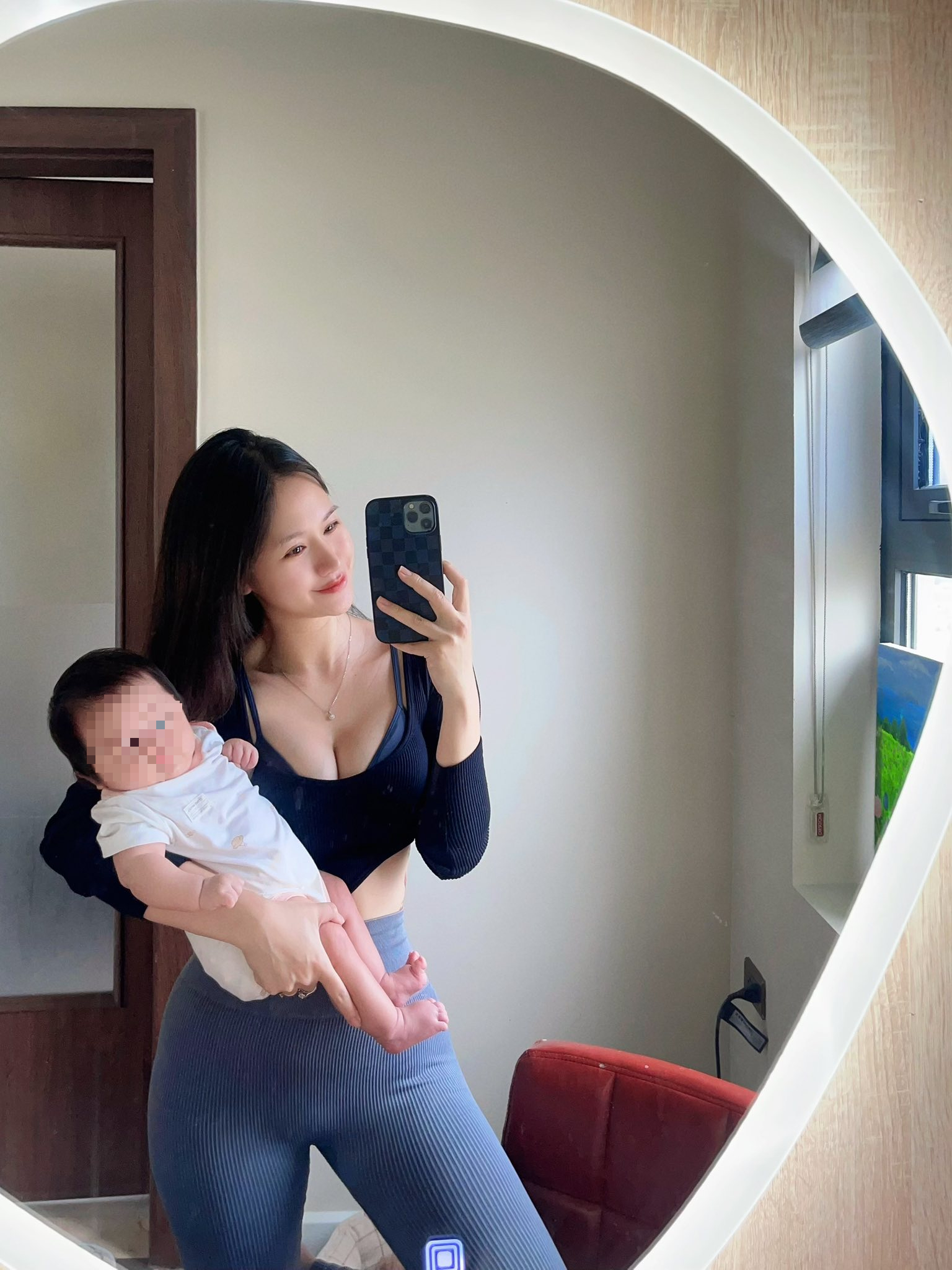 Sinh mổ lần 2 ở tuổi 35 nhưng chỉ 3,5 tháng sau đã có bụng gọn săn chắc, tóc không rụng 1 sợi: Mẹ 2 con tiết lộ bí quyết đơn giản, dễ học hỏi- Ảnh 7. Sinh mổ lần 2 ở tuổi 35 nhưng chỉ 3,5 tháng sau đã có bụng gọn săn chắc, tóc không rụng 1 sợi: Mẹ 2 con tiết lộ bí quyết đơn giản, dễ học hỏi- Ảnh 7.