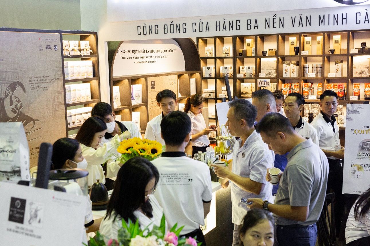 Trung Nguyên E-Coffee đạt giải thưởng Thương hiệu mạnh ASEAN- Ảnh 1. Trung Nguyên E-Coffee đạt giải thưởng Thương hiệu mạnh ASEAN- Ảnh 1.
