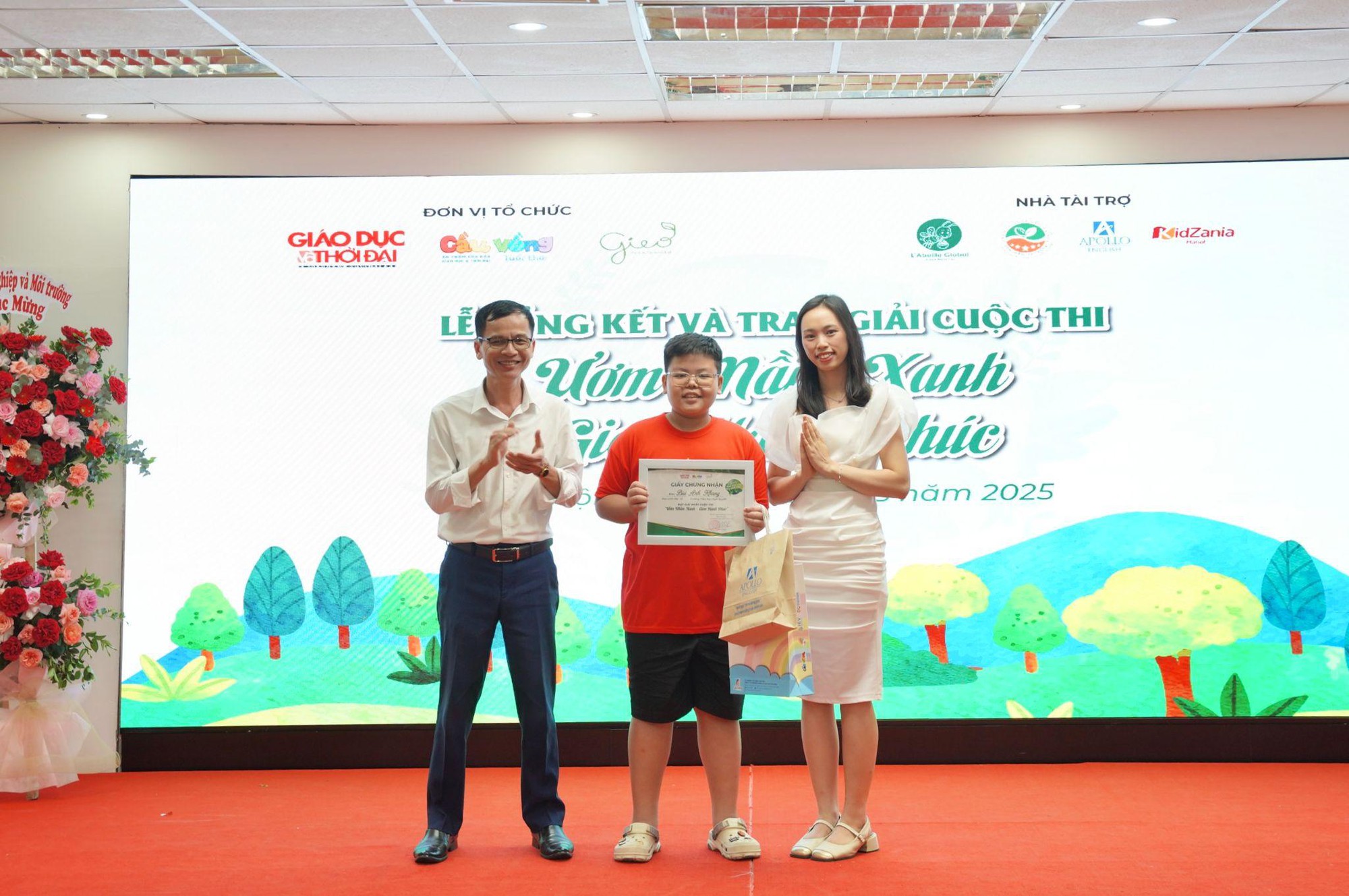 Lễ Tổng kết và Trao giải cuộc thi “Uơm Mầm Xanh, Gieo Hạnh Phúc”- Ảnh 5. Lễ Tổng kết và Trao giải cuộc thi “Uơm Mầm Xanh, Gieo Hạnh Phúc”- Ảnh 5.