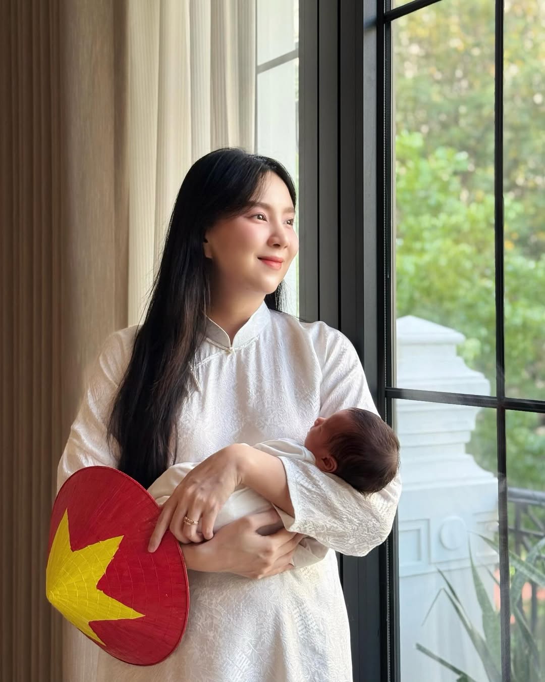 Mai Ngọc diện mãi 1 item vẫn đẹp xuất sắc từ lúc bầu bí tới sau khi sinh nở- Ảnh 7.