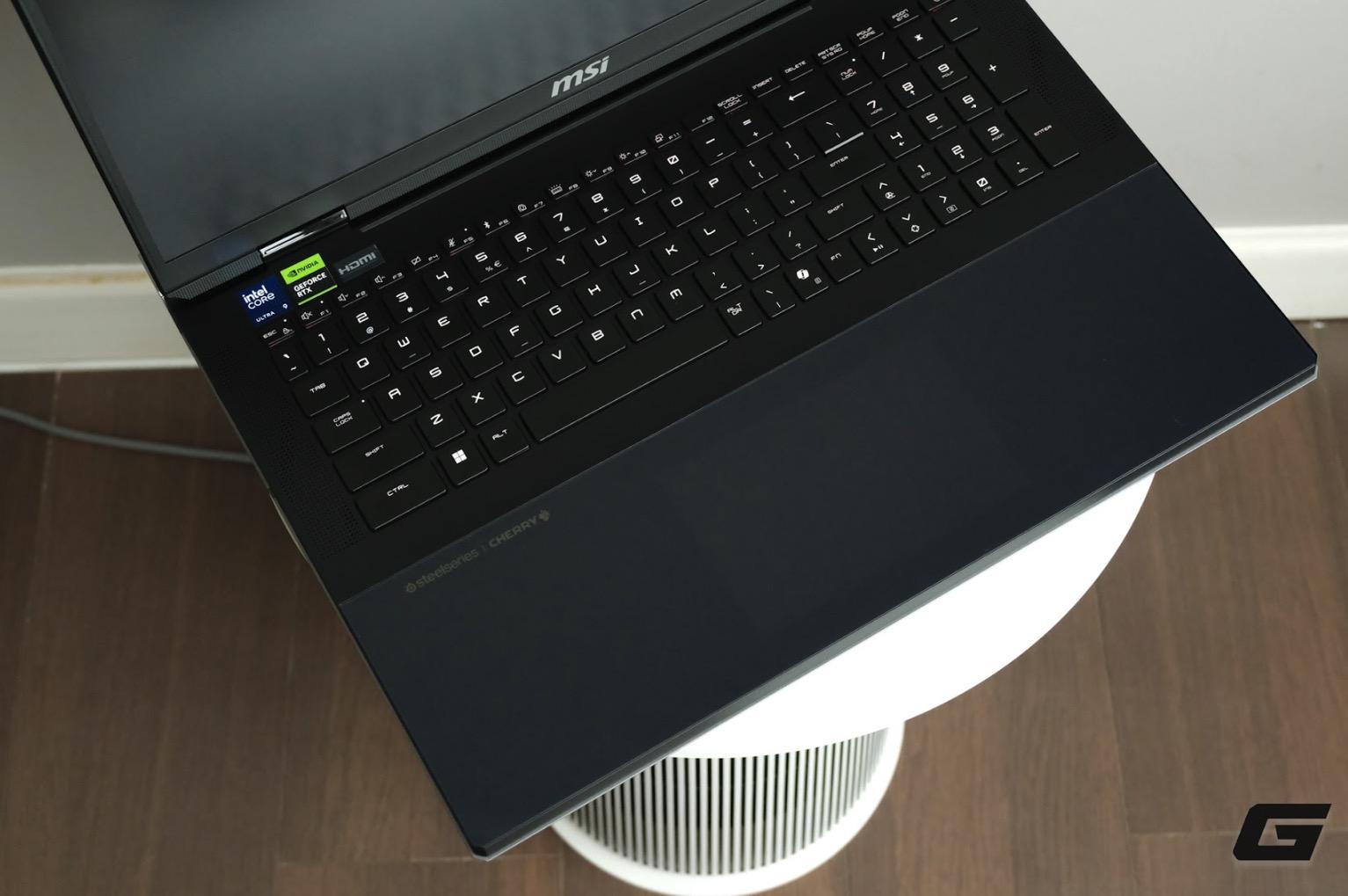 Đây là chiếc laptop gaming có giá gần 180 triệu đồng- Ảnh 4. Đây là chiếc laptop gaming có giá gần 180 triệu đồng- Ảnh 4.