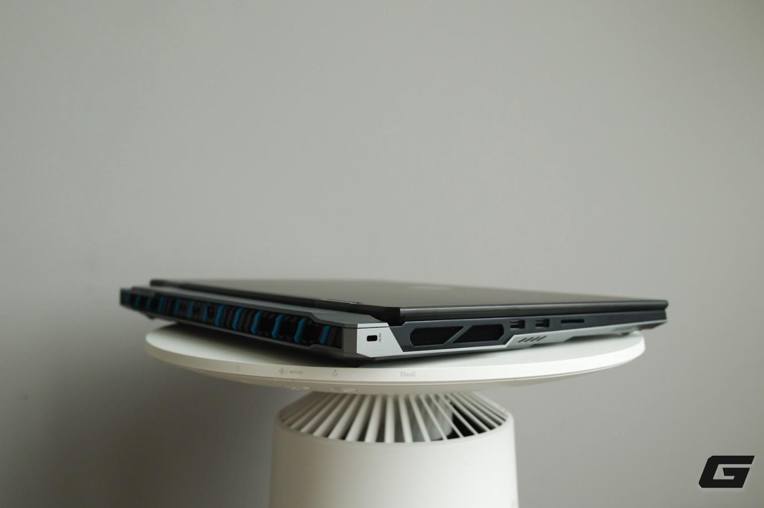 Đây là chiếc laptop gaming có giá gần 180 triệu đồng- Ảnh 7. Đây là chiếc laptop gaming có giá gần 180 triệu đồng- Ảnh 7.