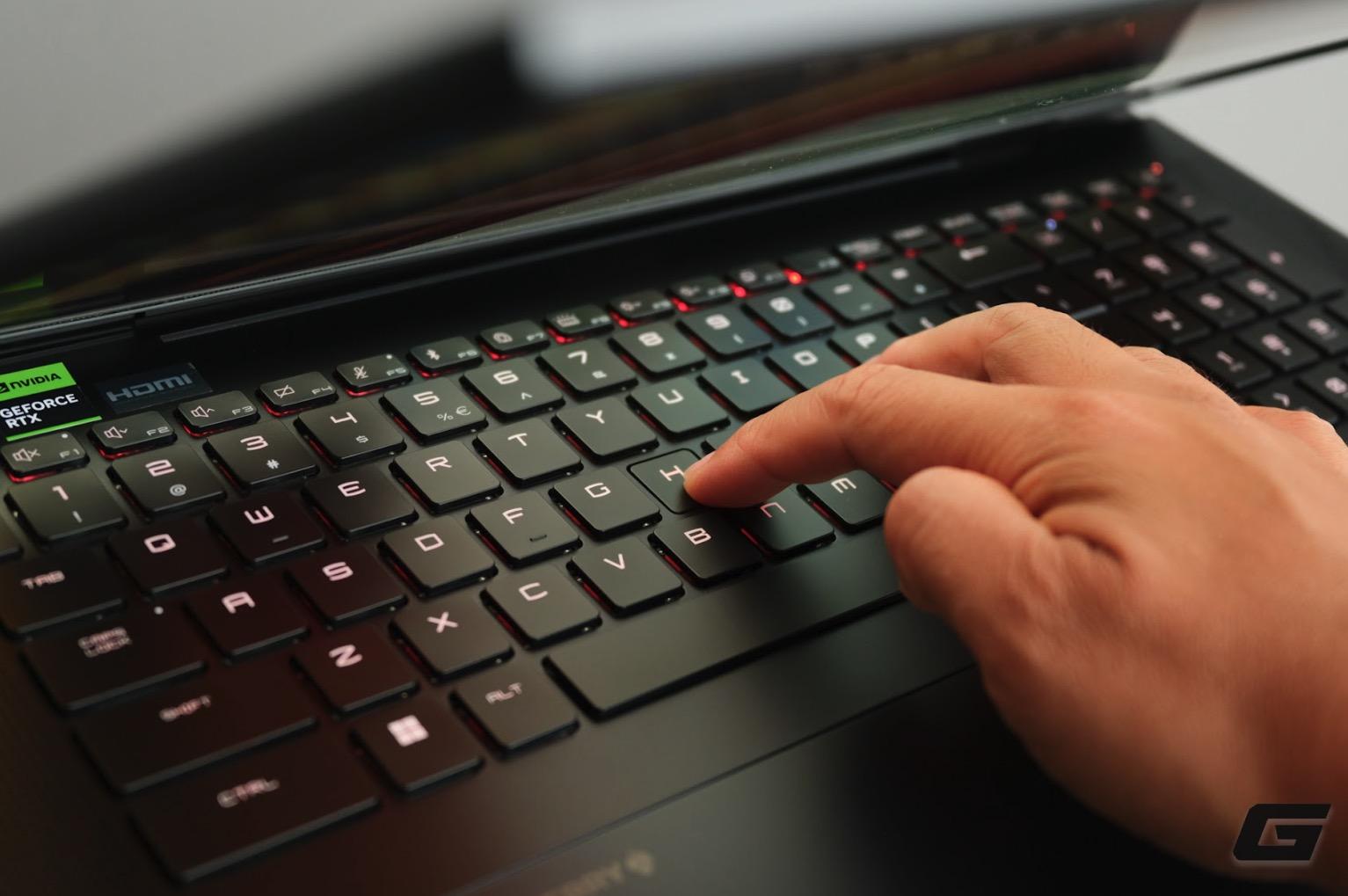 Đây là chiếc laptop gaming có giá gần 180 triệu đồng- Ảnh 16. Đây là chiếc laptop gaming có giá gần 180 triệu đồng- Ảnh 16.