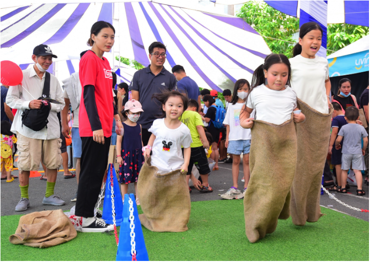 "Lễ hội mùa hè" rộn ràng chờ đón thiếu nhi tại Phú Mỹ Hưng vào ngày 1/6- Ảnh 5. "Lễ hội mùa hè" rộn ràng chờ đón thiếu nhi tại Phú Mỹ Hưng vào ngày 1/6- Ảnh 5.