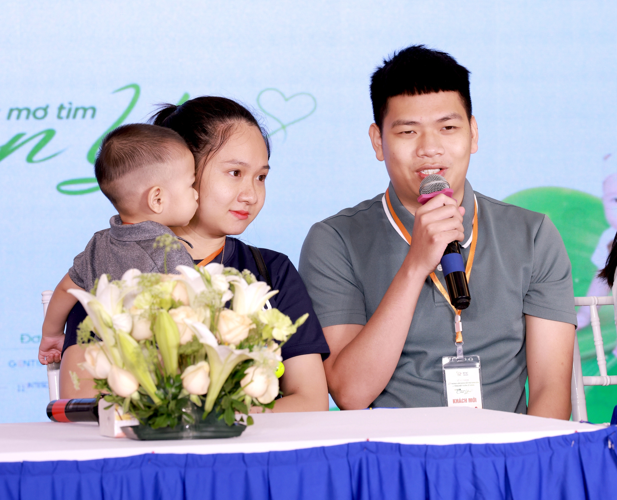 Xúc động chuyện tìm con của những cặp đôi hiếm muộn: Người ròng rã 13 năm, người phải chấm dứt thai kỳ nhiều lần đau đớn...- Ảnh 2. Xúc động chuyện tìm con của những cặp đôi hiếm muộn: Người ròng rã 13 năm, người phải chấm dứt thai kỳ nhiều lần đau đớn...- Ảnh 2.