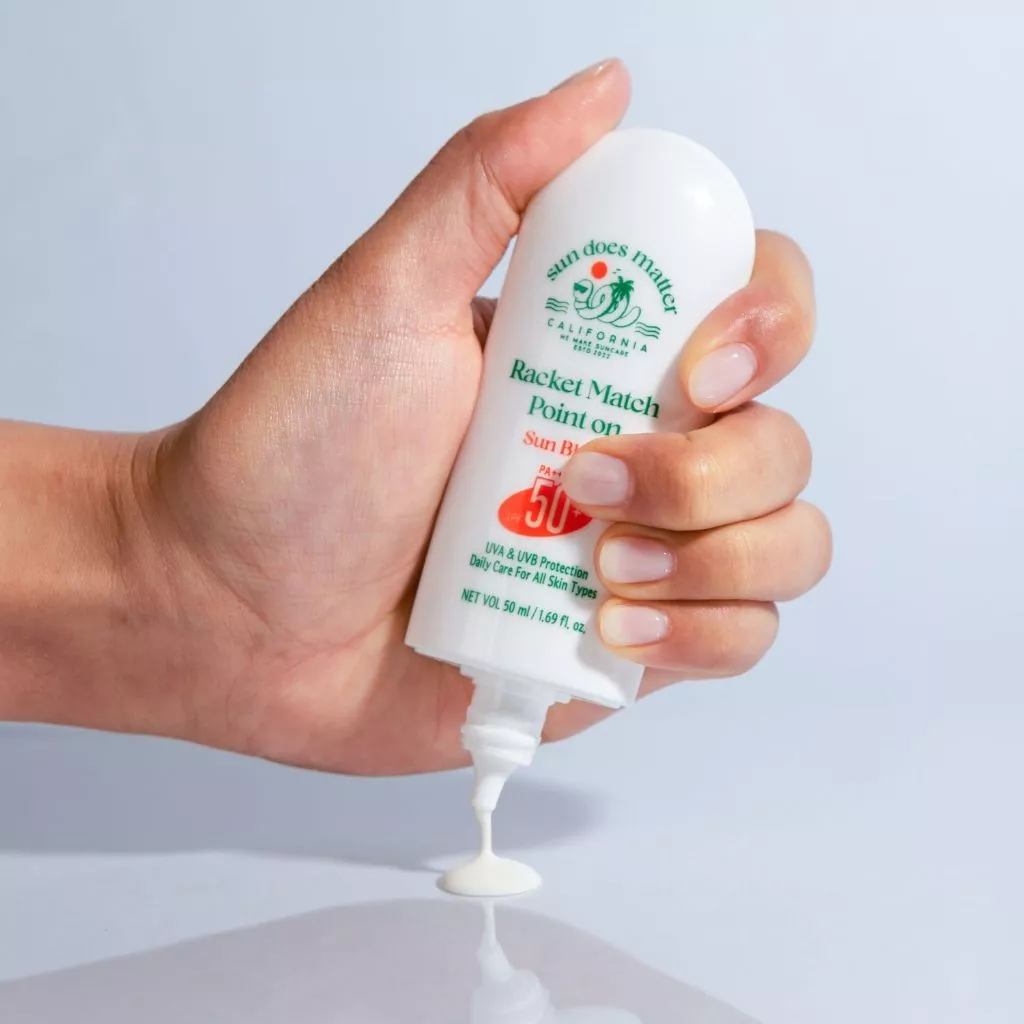 Mua kem chống nắng đắt tiền đến đâu mà mắc 5 sai lầm thì này cũng thành công cốc- Ảnh 3. Mua kem chống nắng đắt tiền đến đâu mà mắc 5 sai lầm thì này cũng thành công cốc- Ảnh 3.