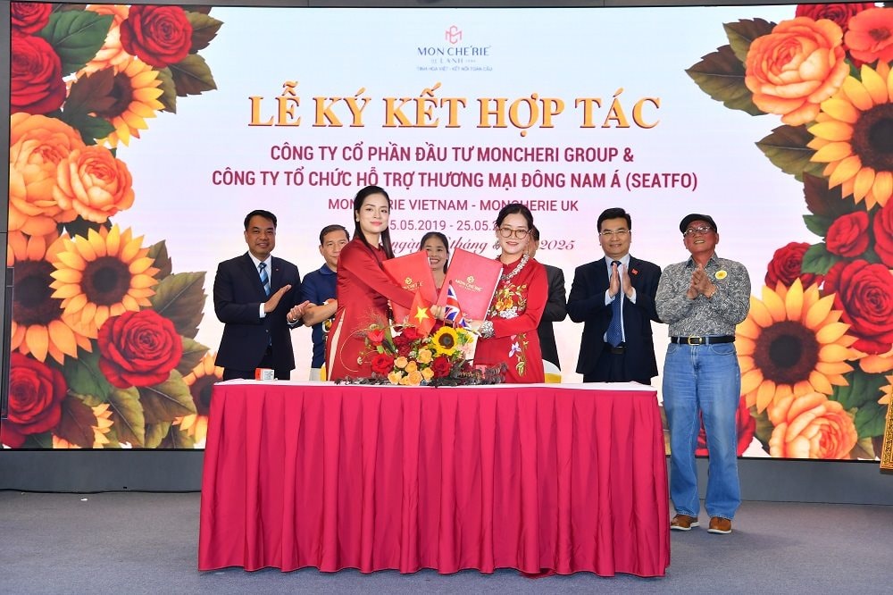 MONCHE’RIE de LANH 1986 – Hành trình 5 năm truyền cảm hứng và lan tỏa bản sắc Việt với ngành thời trang quốc tế- Ảnh 2. MONCHE’RIE de LANH 1986 – Hành trình 5 năm truyền cảm hứng và lan tỏa bản sắc Việt với ngành thời trang quốc tế- Ảnh 2.