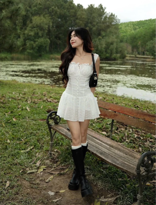 Cô gái có chiều cao khiêm tốn lại là IT Girl toàn cầu, chứng minh: Chỉ cần mặc đẹp, dẫu không cao thì người khác vẫn ngước nhìn!- Ảnh 8. Cô gái có chiều cao khiêm tốn lại là IT Girl toàn cầu, chứng minh: Chỉ cần mặc đẹp, dẫu không cao thì người khác vẫn ngước nhìn!- Ảnh 8.
