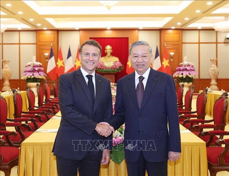 Tổng Bí thư Tô Lâm hội kiến Tổng thống Pháp Emmanuel Macron- Ảnh 2. Tổng Bí thư Tô Lâm hội kiến Tổng thống Pháp Emmanuel Macron- Ảnh 2.