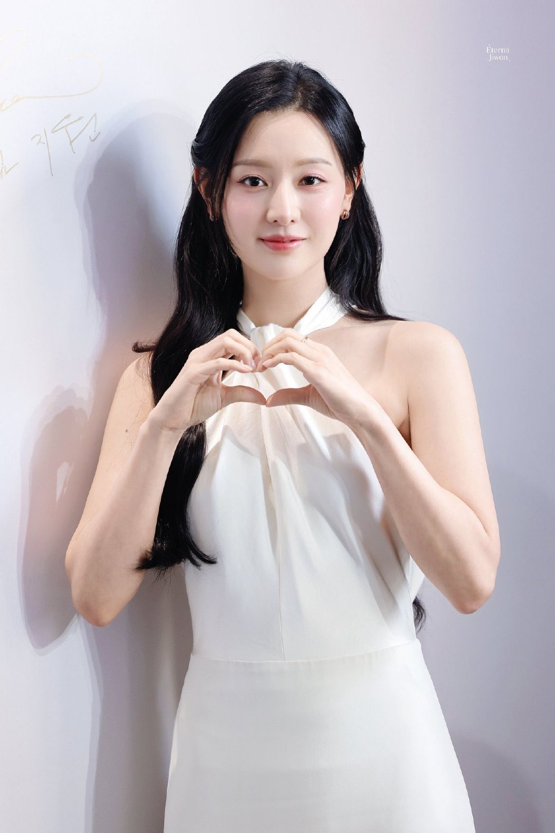 Kim Ji Won chung khung hình với Lý Hiện "tuyệt đối điện ảnh": Lộ 1 "cực phẩm" khiến ai cũng phải tấm tắc khát khao- Ảnh 6.