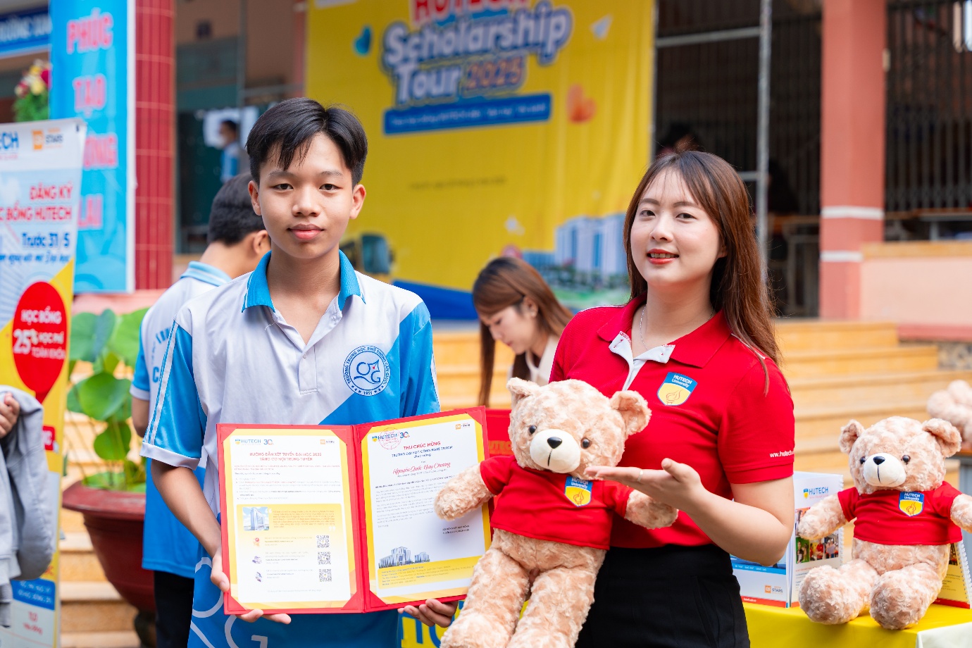 HUTECH tặng học bổng 25% toàn khóa, cố định học phí cho thí hi88. com cả nước- Ảnh 1.