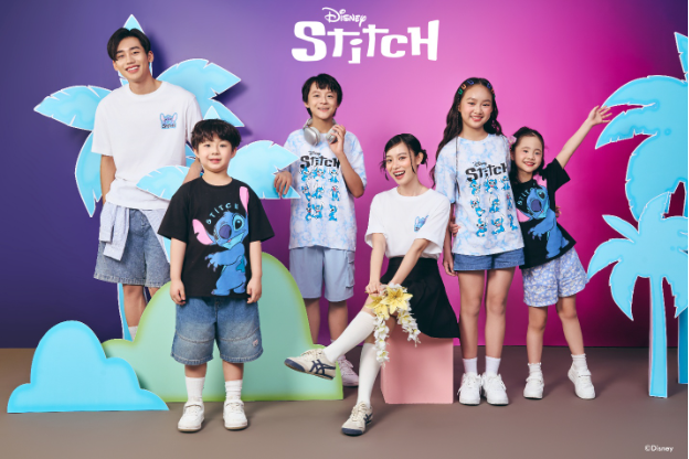 Stitch đổ bộ tủ đồ nhà bạn: Khi thời trang lấy cảm hứng từ Lilo & Stitch trở thành cơn sốt mới dành cho trẻ em và cả gia đình- Ảnh 1. Stitch đổ bộ tủ đồ nhà bạn: Khi thời trang lấy cảm hứng từ Lilo & Stitch trở thành cơn sốt mới dành cho trẻ em và cả gia đình- Ảnh 1.