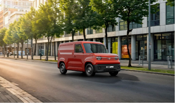 VinFast EC Van: Chiếc xe sinh lời tối ưu cho hộ gia đình và doanh nghiệp vận tải nhỏ- Ảnh 1.