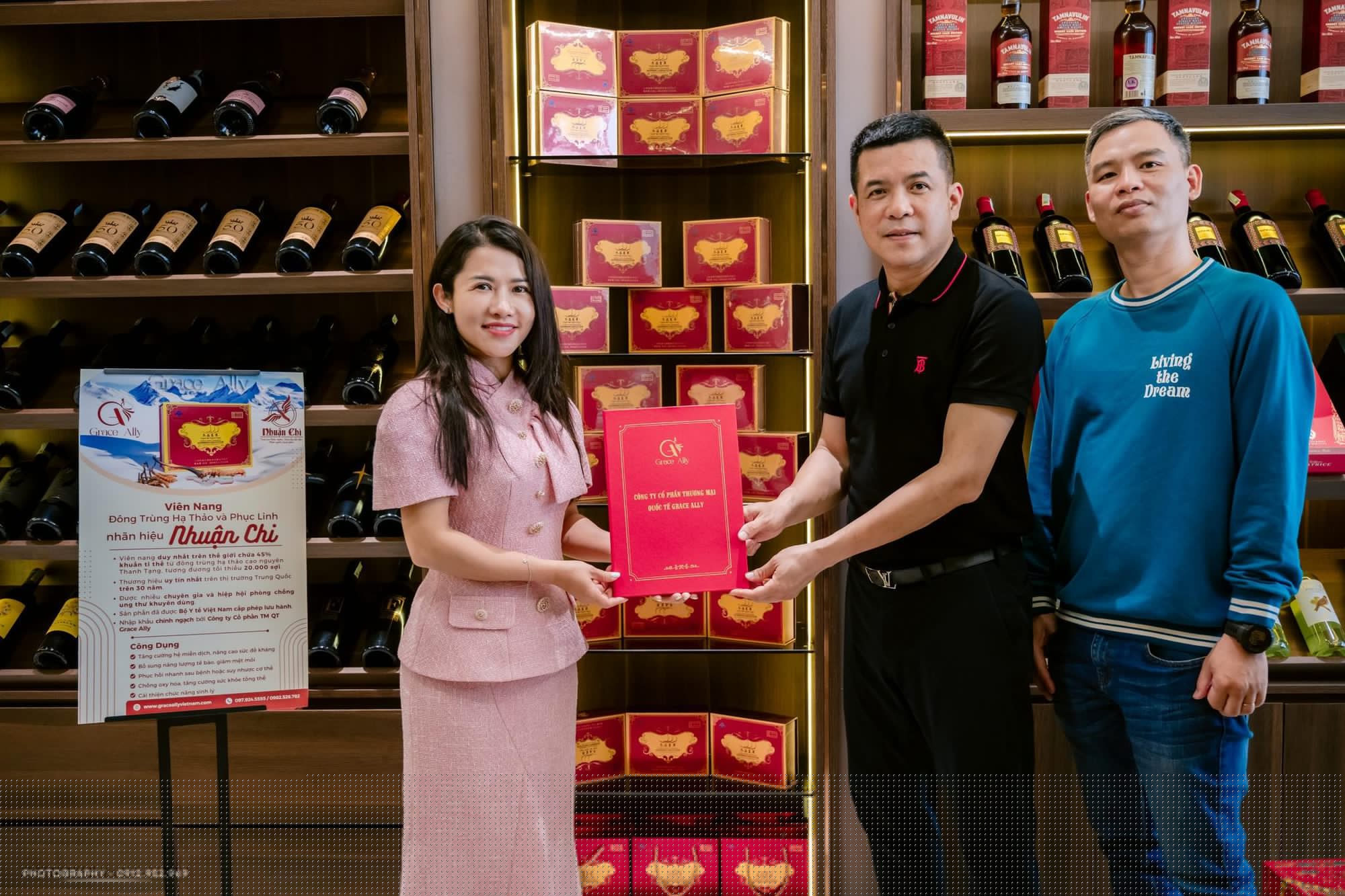Sản phẩm hỗ trợ bảo vệ sức khỏe Nhuận Chi – kết tinh từ vùng đất thiêng Thanh Tạng- Ảnh 6. Sản phẩm hỗ trợ bảo vệ sức khỏe Nhuận Chi – kết tinh từ vùng đất thiêng Thanh Tạng- Ảnh 6.